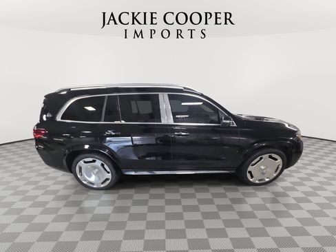 Used 2024 Mercedes-Benz Maybach GLS 600 4MATIC image 4