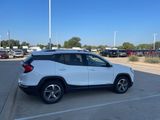 Used 2020 GMC Terrain SLT image 2