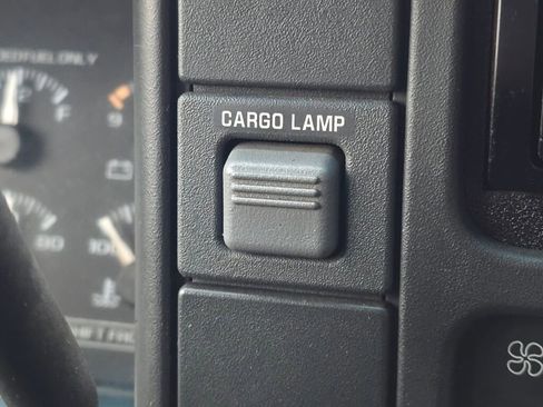 Used 1995 Chevrolet Silverado 2500 4x4 Extended Cab image 25