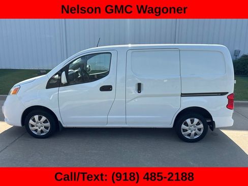 Used 2018 Nissan NV200 SV w/ Navigation Package FWD image 9