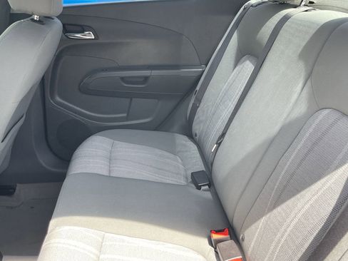 Used 2016 Chevrolet Sonic LT image 9