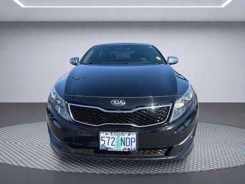 Used 2013 Kia Optima SX w/ Chrome Limited Pkg FWD image 9