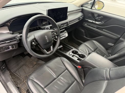 Used 2023 Lincoln Corsair Reserve image 14