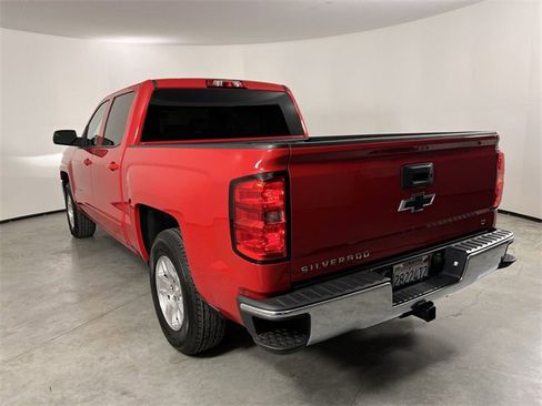Used 2018 Chevrolet Silverado 1500 LT w/ All Star Edition image 31