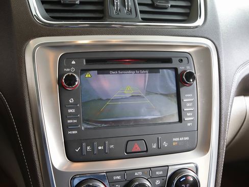 Used 2016 GMC Acadia Denali image 18