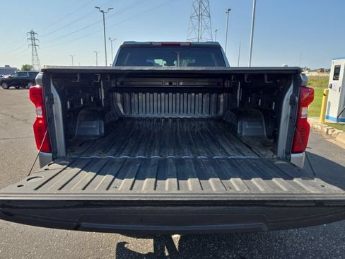 Used 2024 Chevrolet Silverado 1500 LT w/ Z71 Off-Road Package AWD/4WD image 14
