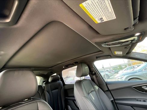 Used 2025 Audi Q7 3.0T Premium Plus image 11