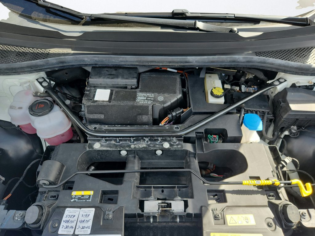 Certified 2023 Volkswagen ID.4 Pro AWD/4WD image 32