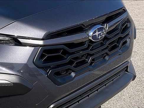 Used 2024 Subaru Crosstrek 2.5i Limited w/ Crosstrek Mirror Package image 26