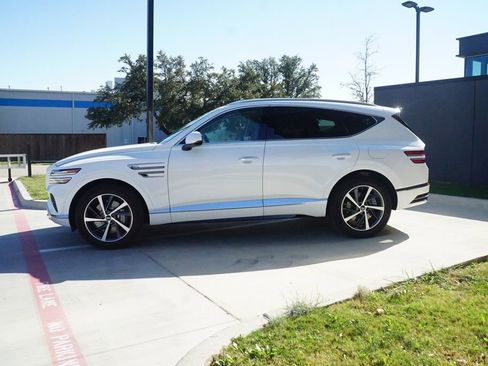 Certified 2025 Genesis GV80 2.5T Select image 3