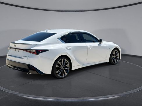 Used 2022 Lexus IS 350 F Sport RWD image 11