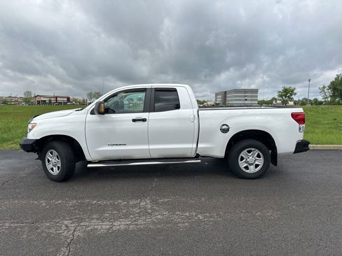 Used 2012 Toyota Tundra 4x4 Double Cab image 6