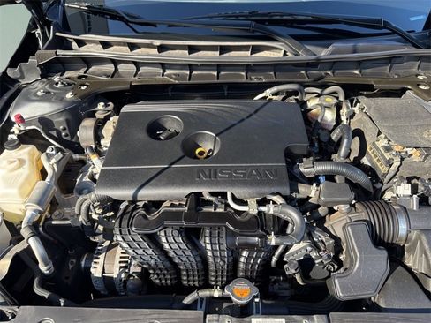 Used 2020 Nissan Altima 2.5 SR image 29
