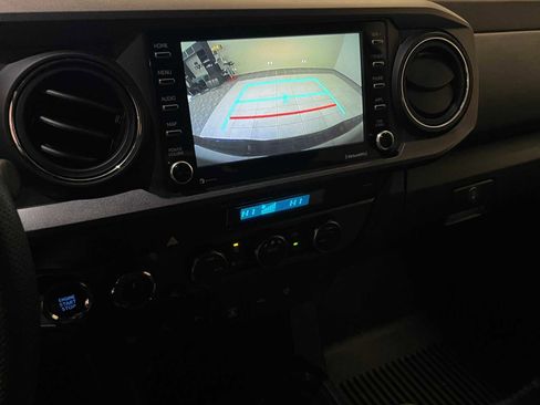 Certified 2023 Toyota Tacoma TRD Off-Road image 21