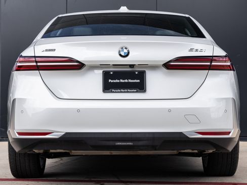 Used 2024 BMW 530i xDrive 530i xDrive image 22