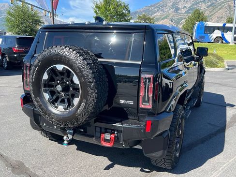 Used 2024 GMC Hummer EV 2X w/ Extreme Off-Road Package AWD/4WD image 9