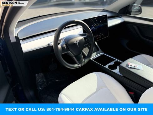 Used 2023 Tesla Model Y Long Range image 27