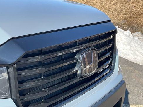 Used 2024 Honda Passport Black Edition image 22