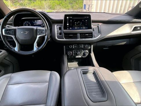 Used 2022 Chevrolet Tahoe Z71 w/ Z71 Off-Road Package image 13