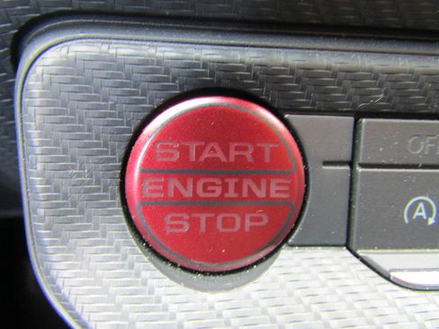 Used 2024 Ford Mustang GT RWD image 34