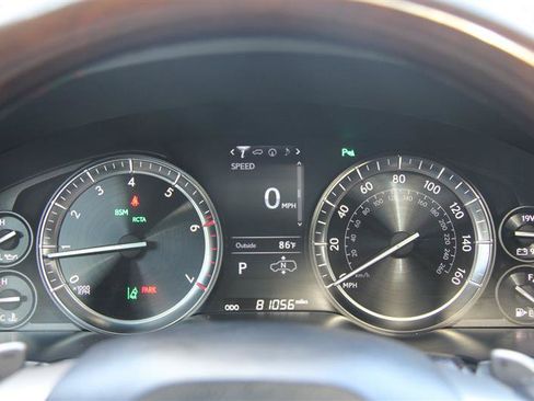 Used 2018 Lexus LX 570 4WD w/ Luxury Package image 35