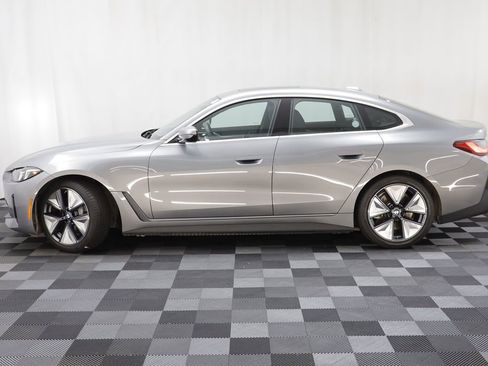 Certified 2025 BMW i4 xDrive40i image 4
