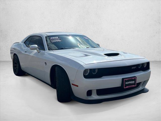 Used 2016 Dodge Challenger SRT Hellcat RWD image 3