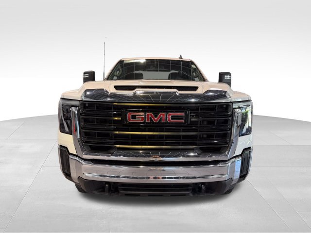 Used 2025 GMC Sierra 2500 Pro w/ Convenience Package AWD/4WD image 2
