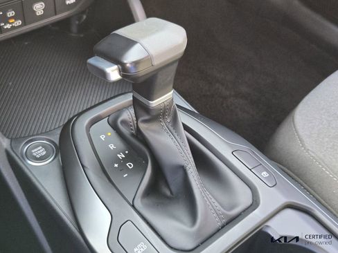 Certified 2025 Kia K4 LXS image 25
