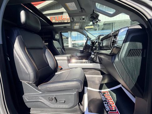 Used 2025 Ford F250 Lariat w/ Lariat Ultimate Package image 44