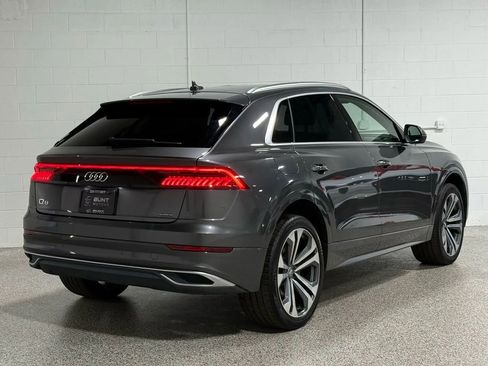 Used 2019 Audi Q8 Prestige w/ Luxury Package image 9