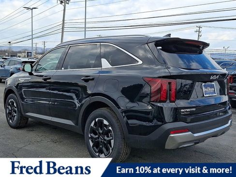 New 2026 Kia Sorento S w/ S Panoramic Sunroof Package image 3