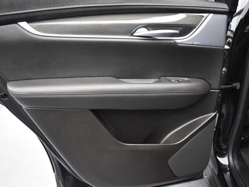 Certified 2024 Cadillac XT5 Sportv w/ LPO, Red Accent Package image 23