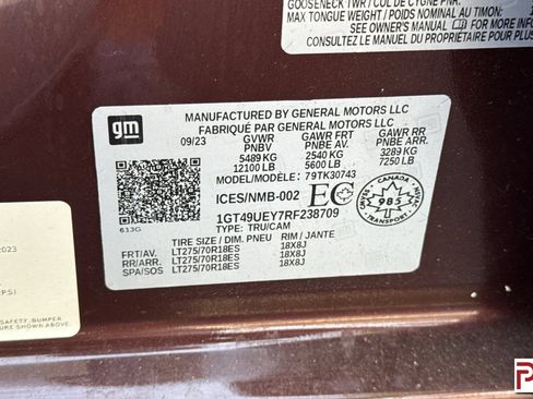 Used 2024 GMC Sierra 3500 SLT w/ SLT Convenience Package AWD/4WD image 35