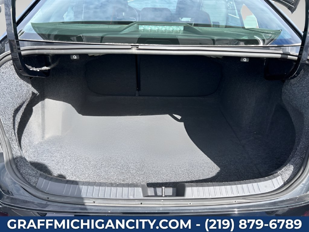 Used 2024 Volkswagen Jetta SE FWD image 29