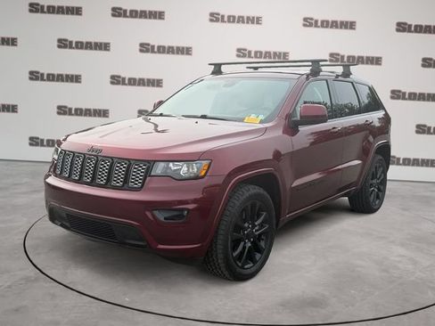 Used 2021 Jeep Grand Cherokee Laredo X AWD/4WD image 1