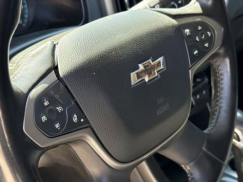 Used 2022 Chevrolet Colorado Z71 AWD/4WD image 25