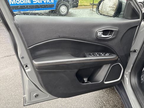 Certified 2020 Jeep Compass Limited image 15