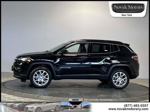Used 2022 Jeep Compass Latitude image 5