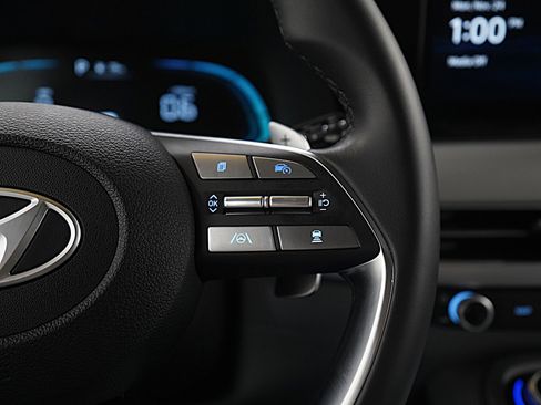 Used 2025 Hyundai Palisade SEL image 28