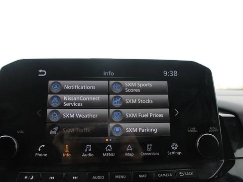 Used 2025 Nissan Pathfinder SL image 37