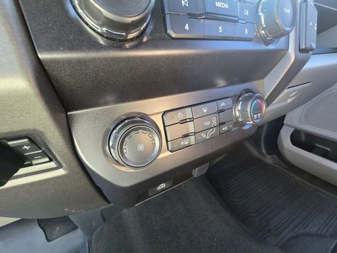 Used 2022 Ford F250 XL w/ STX Appearance Package image 14