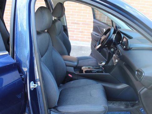 Used 2019 Hyundai Santa Fe SE image 7