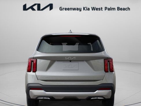 New 2026 Kia Sorento LX image 7