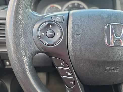 Used 2015 Honda Accord LX image 19