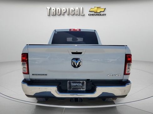 Used 2022 RAM 2500 Big Horn w/ Cold Weather Group AWD/4WD image 4