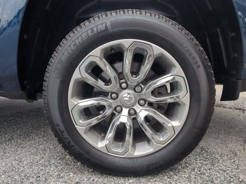Used 2022 RAM 1500 Laramie w/ Sport Appearance Package AWD/4WD image 15