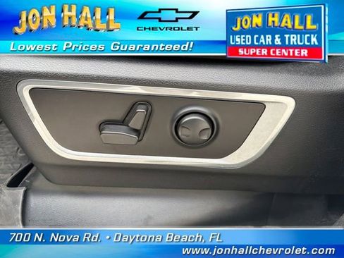 Used 2022 RAM 1500 Laramie w/ Sport Appearance Package image 21