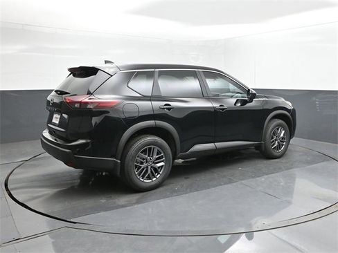 New 2026 Nissan Rogue S image 15