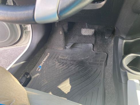 Used 2014 Toyota Prius C Four FWD image 29